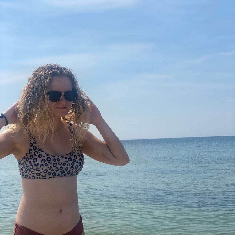 Meet your Posher, Khristina